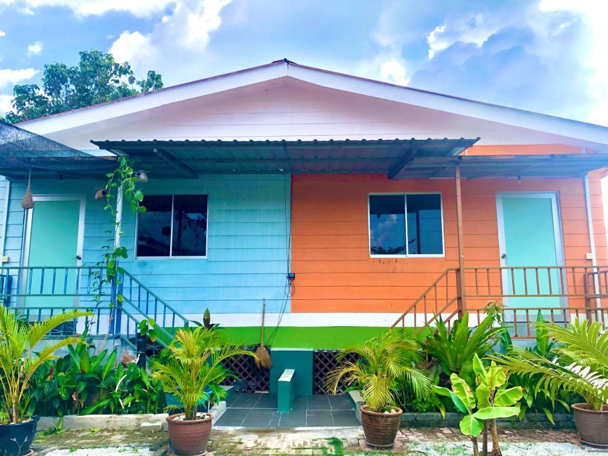 Wan'S Roomstay Langkawi 珍南海滩 外观 照片