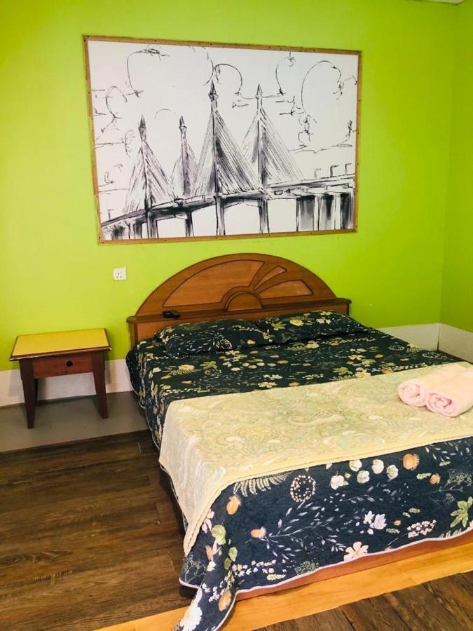 Wan'S Roomstay Langkawi 珍南海滩 外观 照片